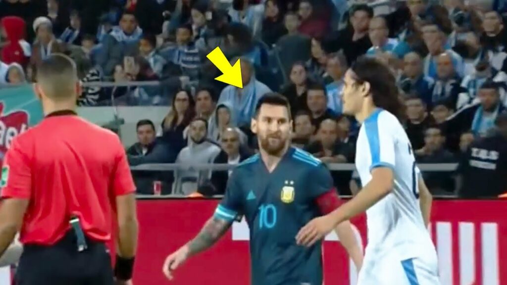 Look at What happened between Lionel Messi & Edinson Cavani | MrMatador