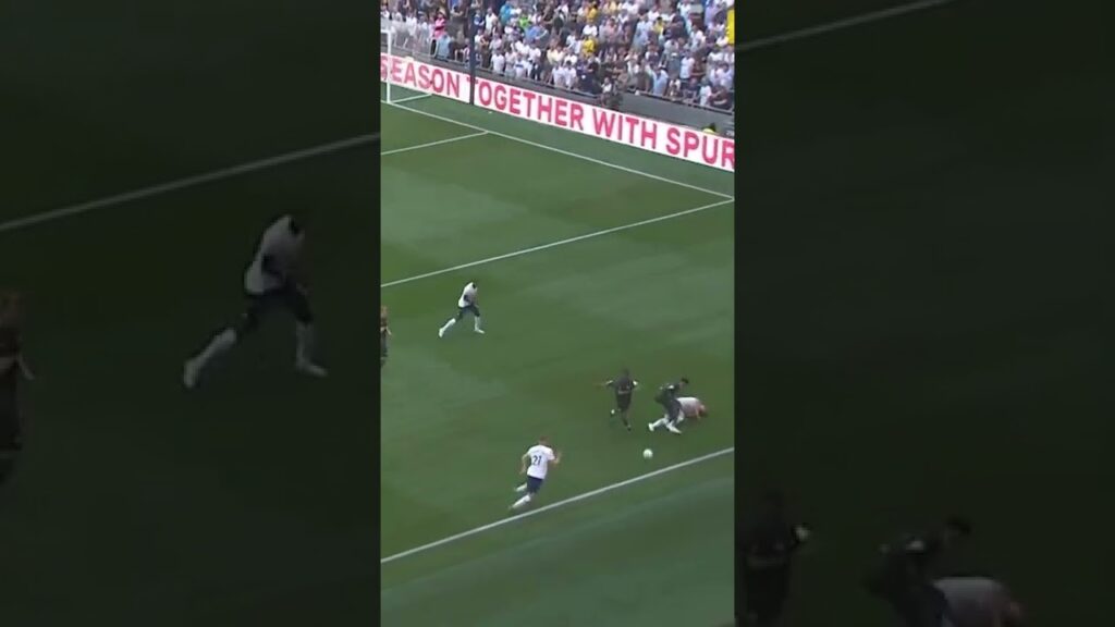 Hojbjerg tackled with his whole body #shorts