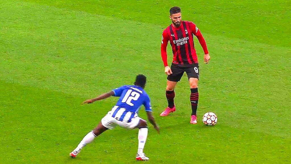 Olivier Giroud est juste INARRÊTABLE à l'AC Milan !