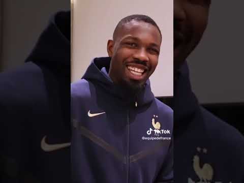 Marcus Thuram nous montre sa chambre d'hôtel #shorts