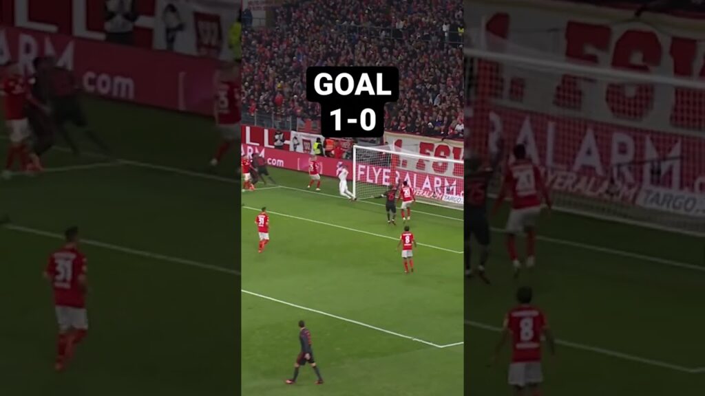 João Cancelo already delivers for the Bayern! ✨🔥