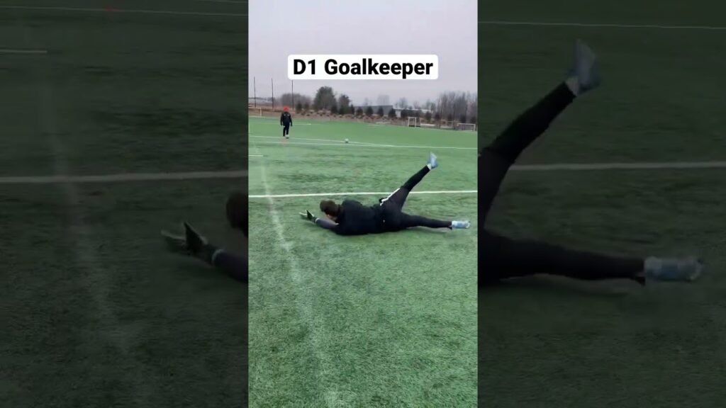 AMAZING SHOT STOPPING #shorts #goalkeeper #goalkeepertraining #gk