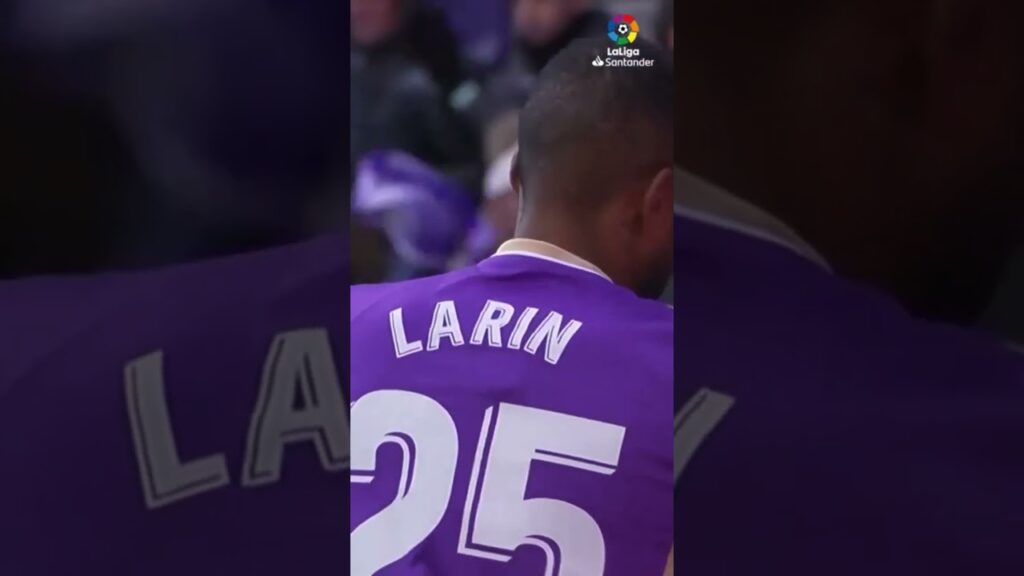 Debut and... goal! Cyle Larin 😝 ⚽  #shorts #laligasantander #realvalladolid