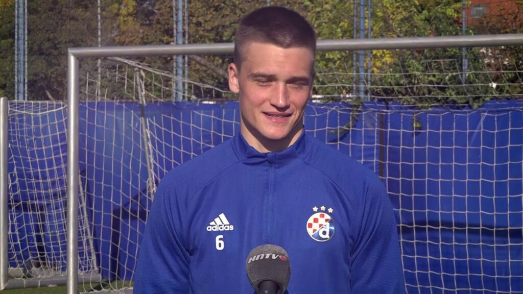 Predstavljanje Dinamova novoga igrača Rasmusa Lauritsena