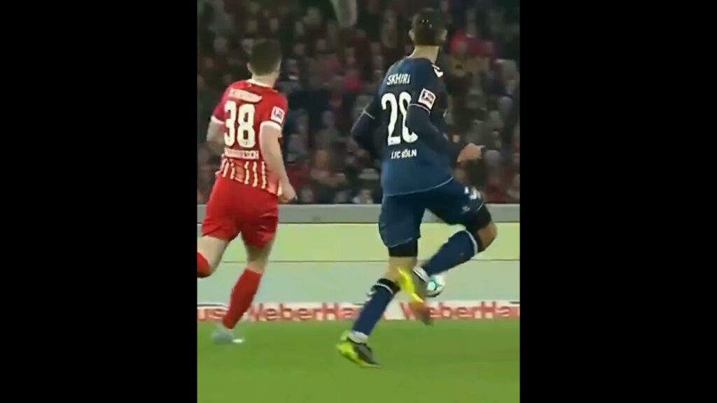 혼자서 대체 얼마를 뛰는거냐고최초로 독일 리그 베스트 찍은 정우영 미친 결승골 #정우영 #정우영골 #프라이부르크 #축구 #토트넘 #대한민국 #축구 #반바지