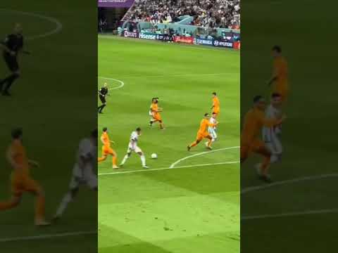 Đường kiến tạo quá bá đạo của Messi #shorts