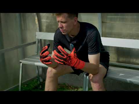 WOJCIECH SZCZESNY'S NEW REUSCH GLOVES FOR 2023!