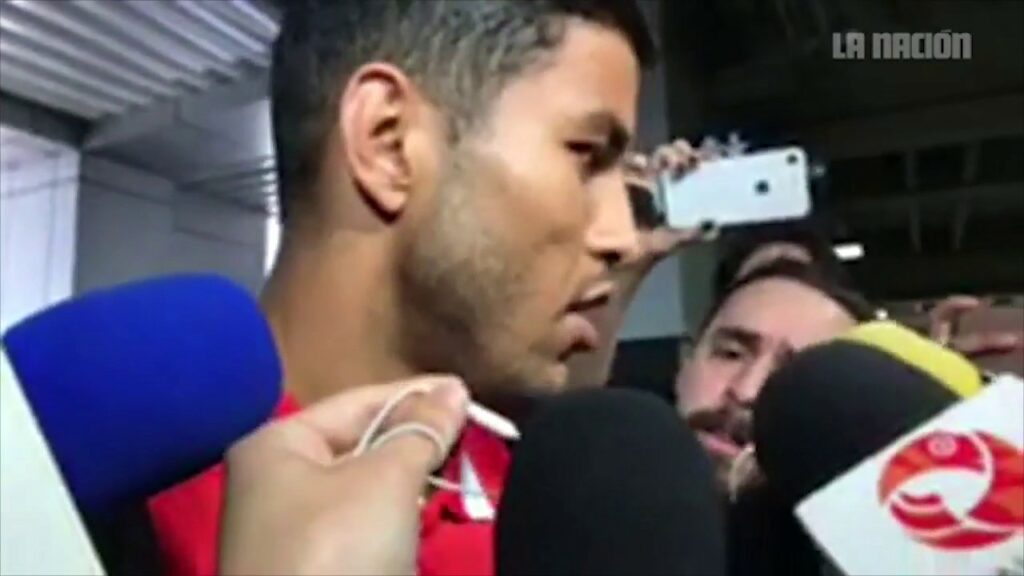 Johan Venegas ante las críticas: 'Trato de dar mi máximo esfuerzo y ser honrado'