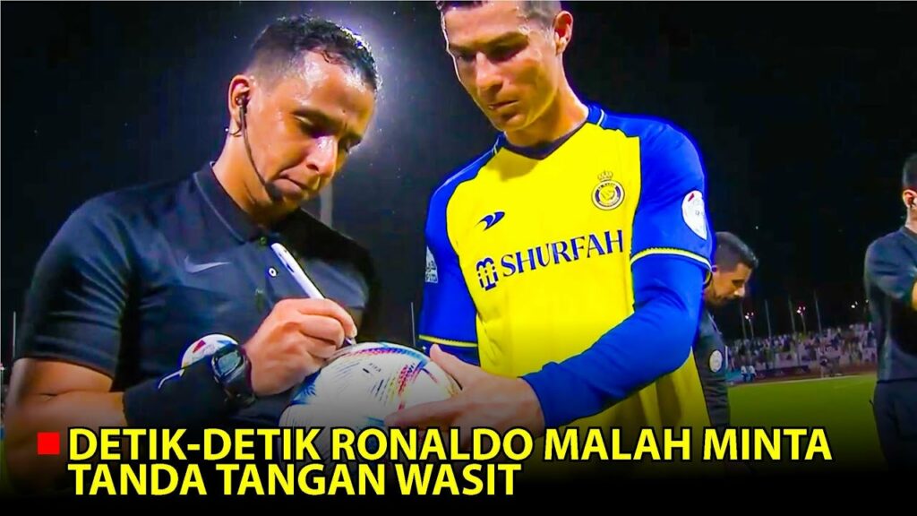 MOMEN CRISTIANO RONALDO MINTA TANDA TANGAN WASIT SETELAH CETAK QUATRICK