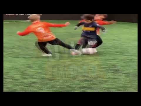 Αρατ Χοσεϊνι: Ο επόμενος "Μέσι"