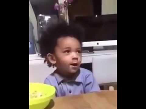 Atiba'nın Oğlu Noah Hutchinson Türkçe Konuşuyor Atiba'nın Oğlu Noah Hutchinson Türkçe Konuşuyor