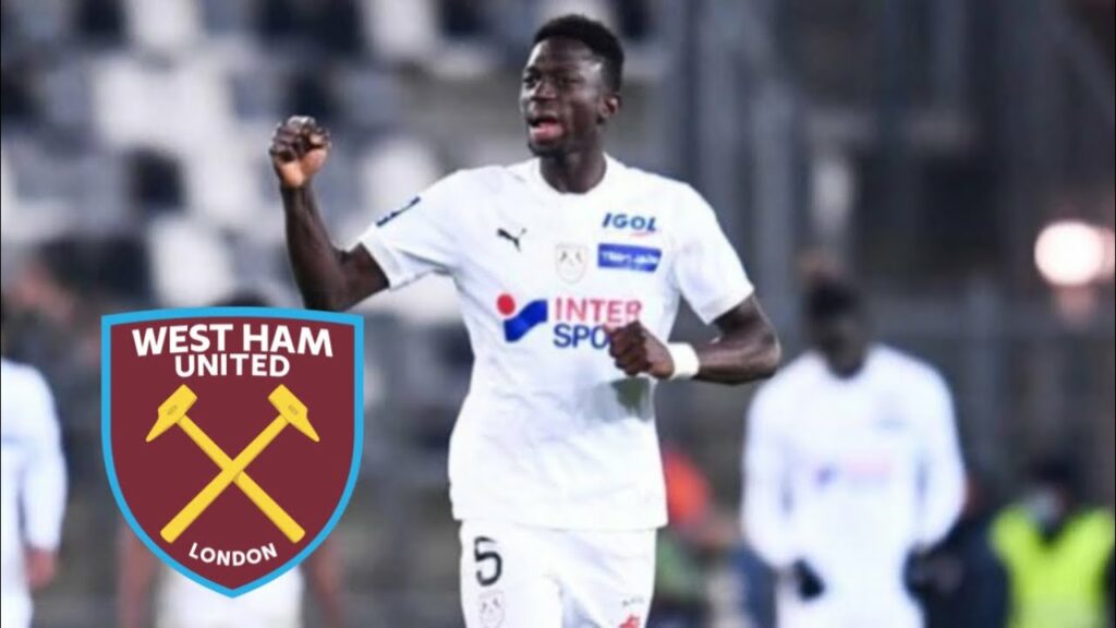 WEST HAM fonce sur FORMOSE MENDY mais le transfert est bloqué par la ..: Le Barça a envoyé les doc