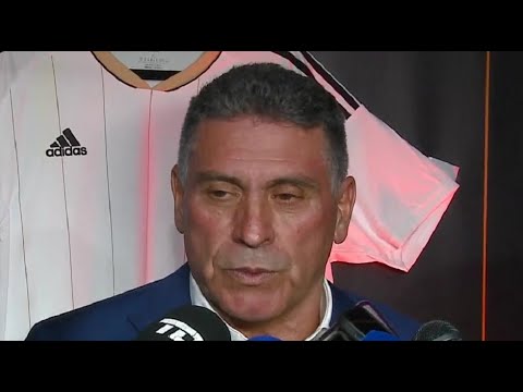 Luis Fernando Súarez felicitó a Keylor Navas por su traspaso al Nottinhgam Forest