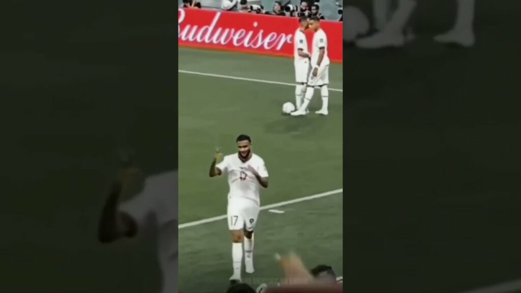 Reaction de Boufal lors de sa sortie et du but marqué par Sabiri. Coupe du Monde, Maroc vs Belgique.