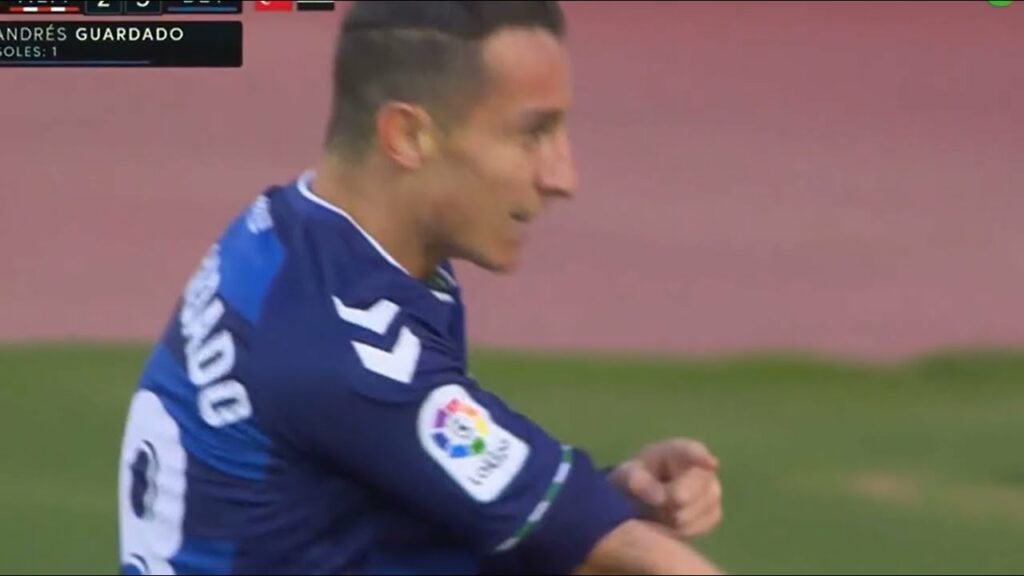 GOL de Andrés Guardado en el Betis
