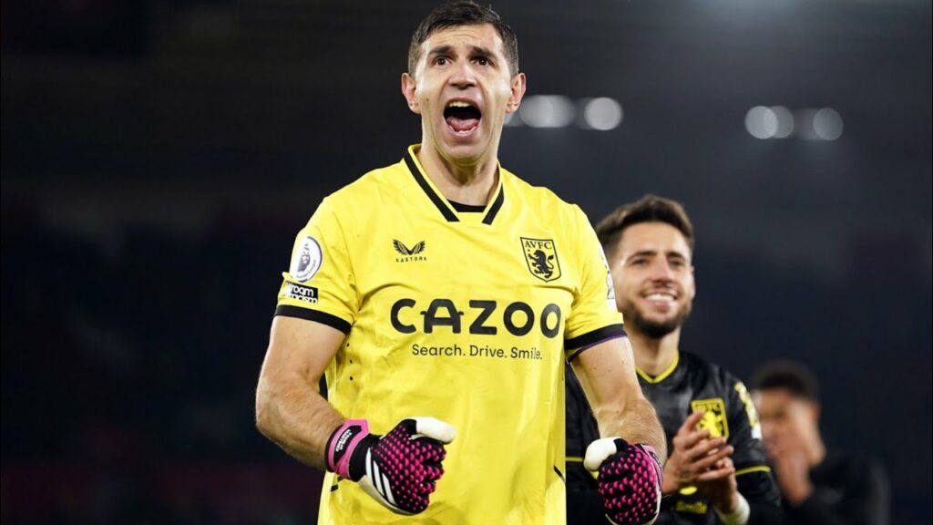 Emiliano Martínez Saves & Passes vs Manchester City || 12/02/2023 Emiliano Martínez Saves & Passes vs Manchester City || 12/02/2023