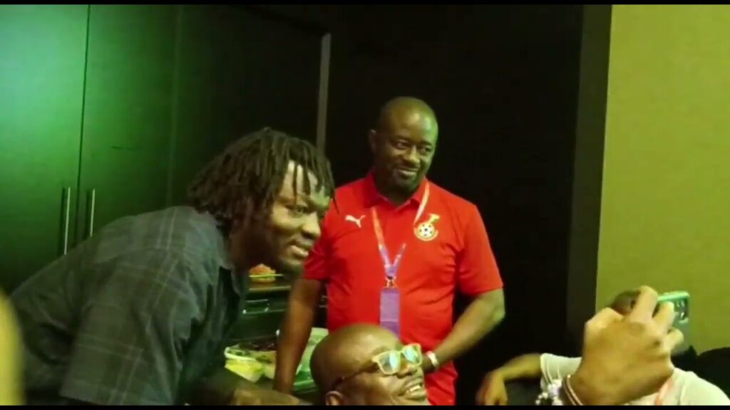 Ghana's legend Sulley Muntari pays Black Star surprise visit in Qatar