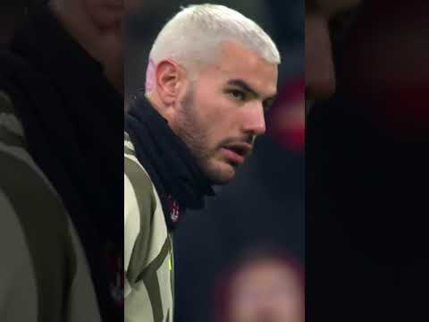 😄✂️Theo Hernandez's new haircut #Shorts #MilanTorino #SerieATIM 💎