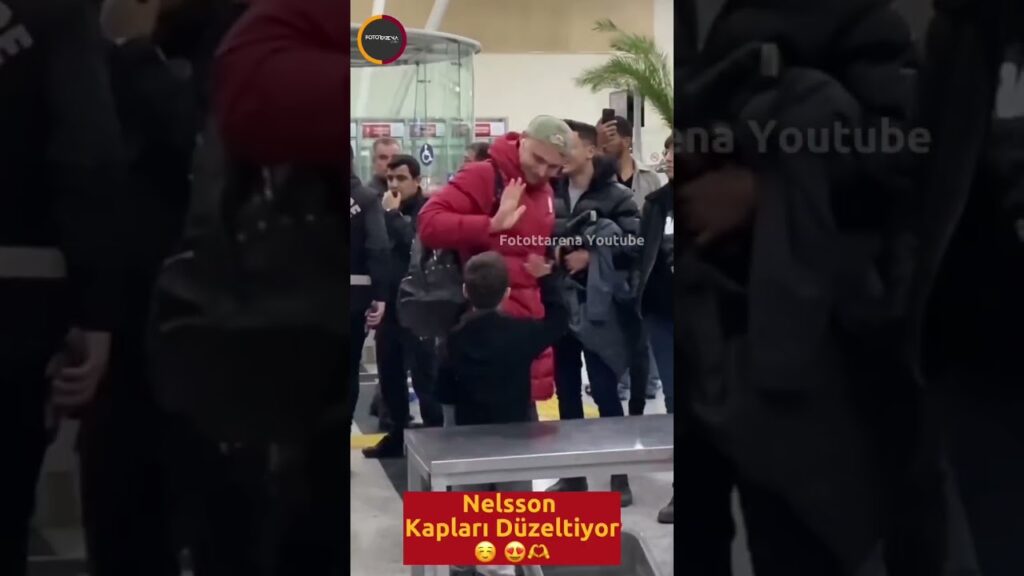 Nelsson Kendinden Önceki Yolcuların Kaplarını Düzeltiyor