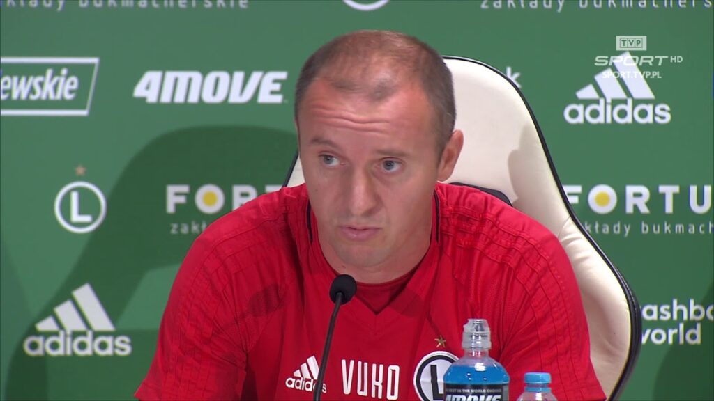 Vuković grzmi do dziennikarzy! "Skoro jesteśmy słabi, to nas nie krytykujcie!"