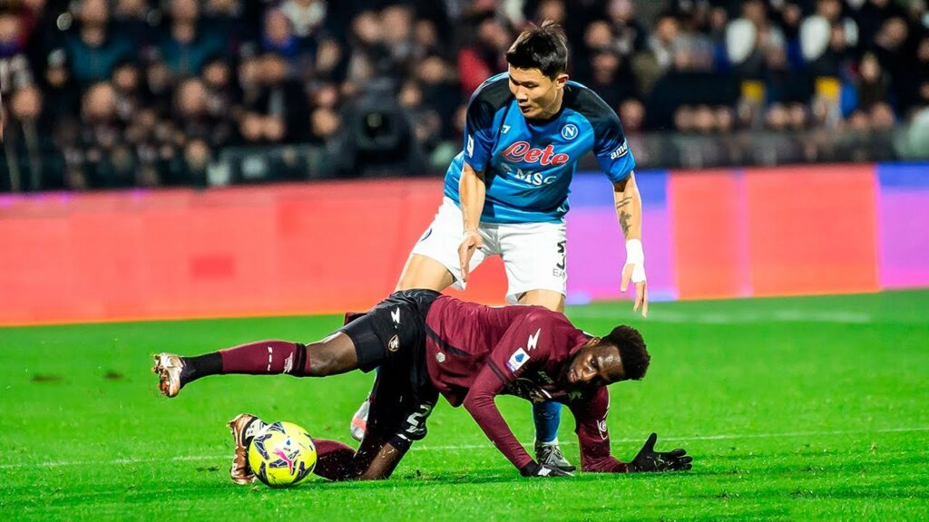 Kim Min-jae Destroying Everyone.. Kim Min-jae Destroying Everyone..