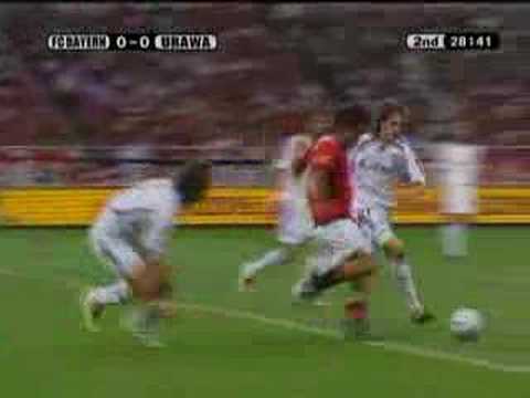Takehito Soma vs Ali Karimi 31.07.2006 vs FC BAYERN MUENCHEN