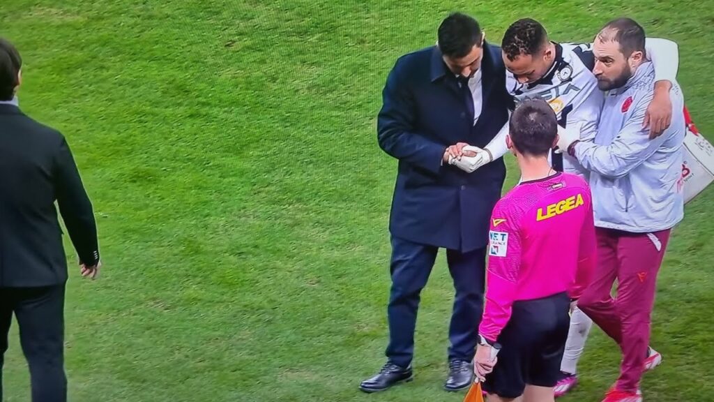 🔴PAZZESCO🔴Infortunio per Ebosse in Inter Udinese che lo costringe ad uscire in lacrime🚑