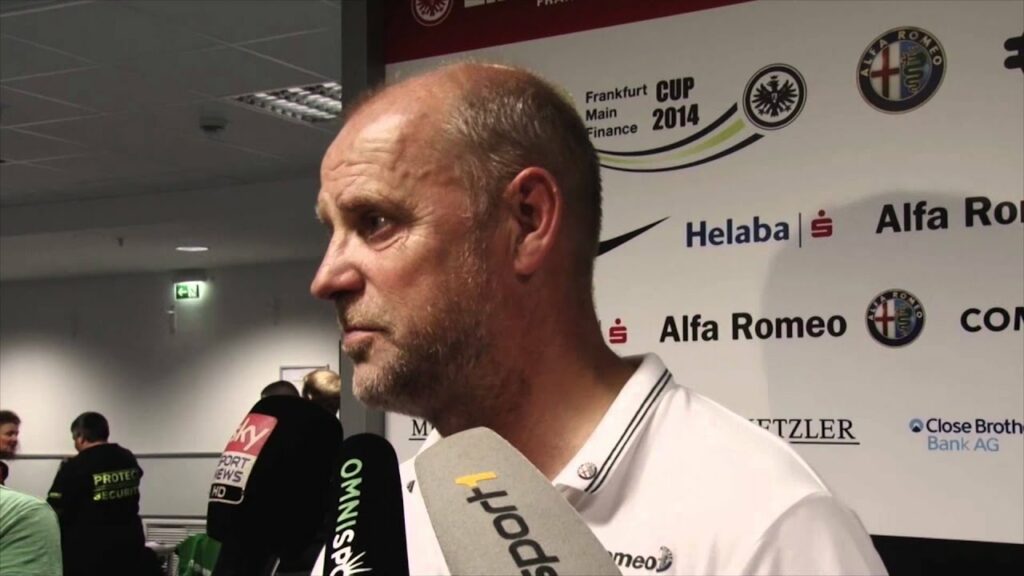Thomas Schaaf über Haris Seferovic: "Ist hungrig auf Tore" | Eintracht Frankfurt - Inter Mailand 3:1