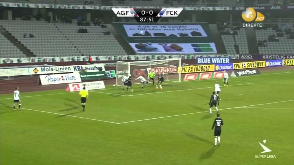 Andreas Cornelius, debut mod AGF, 09/04/12