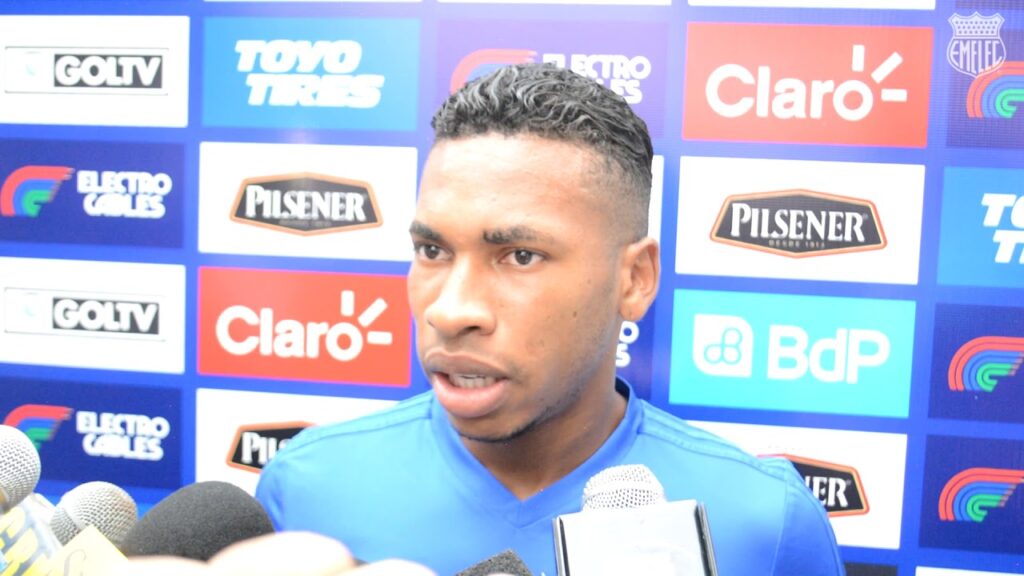 Ayrton Preciado: "trabajamos día a día para sacar esto adelante"