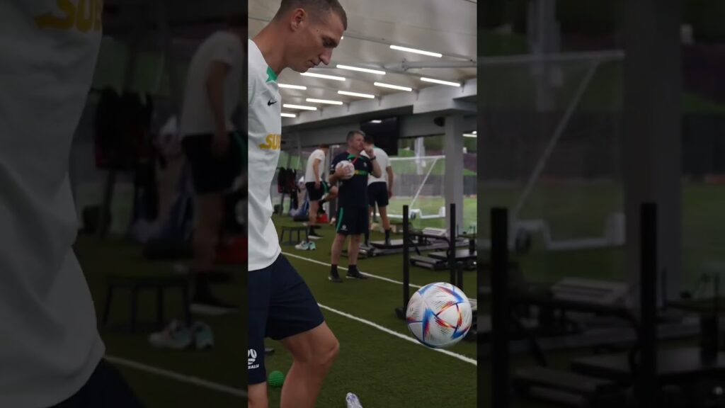 Spicy by Mitch Duke 🌶️🧂 #Socceroos #shorts #football #tekkers