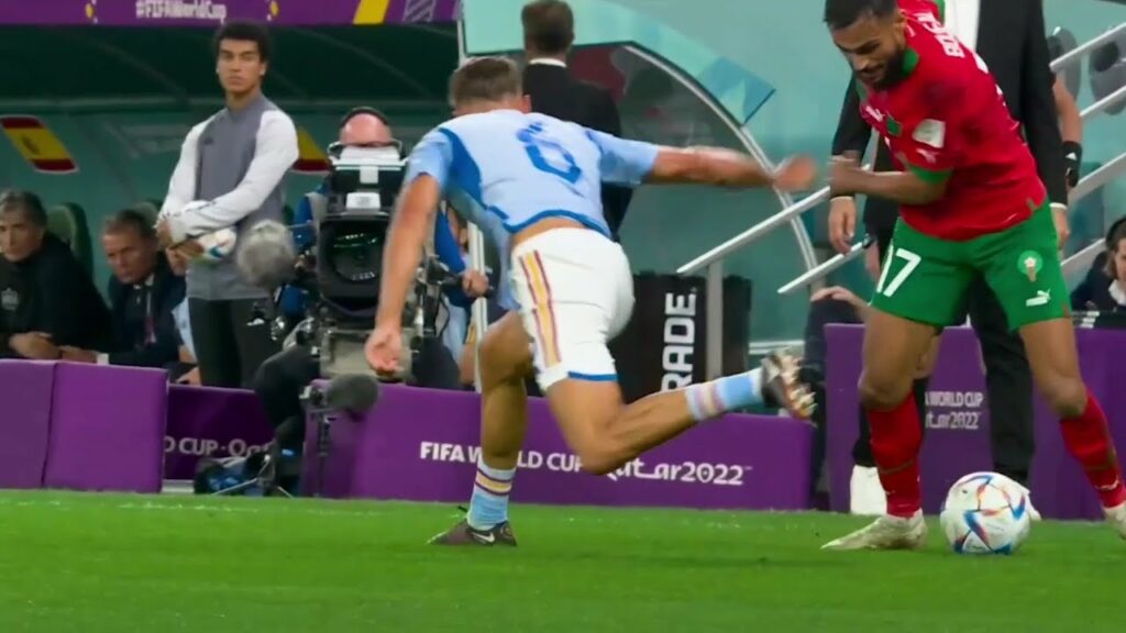 Sofiane Boufal "Body Feint" x Marcos Llorente (2022)