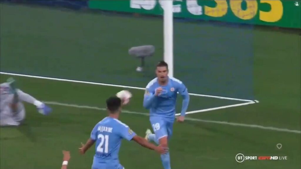Jamie MacLaren Amazing Backheel Goal vs Western Sydney Wanderers FFA Cup