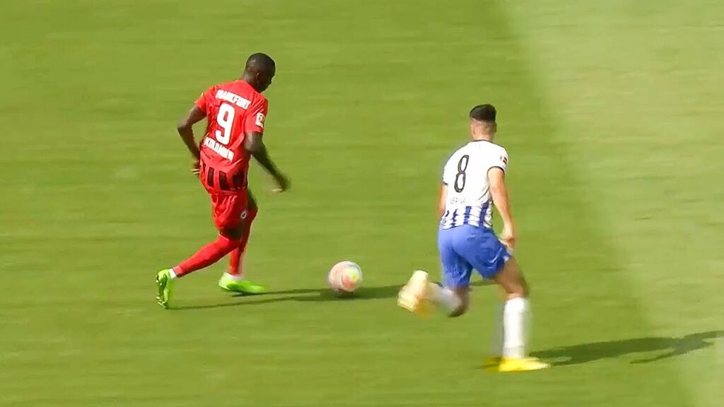 This is Why Everyone Wants Randal Kolo Muani