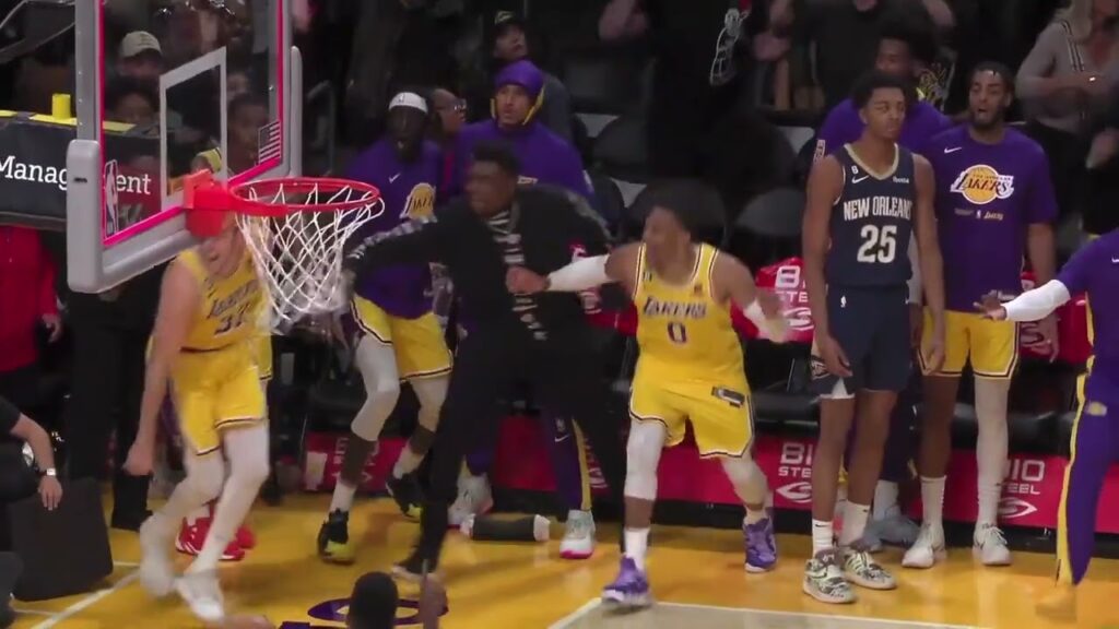 MATT RYAN CASHES IN THE CLUTCH TO FORCE OT FOR THE LAKERS