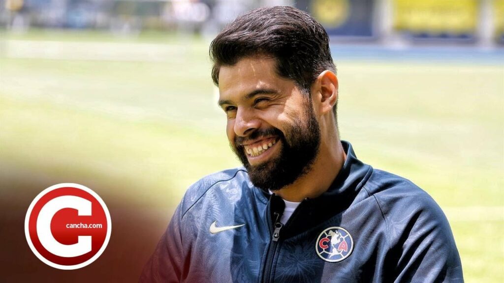 Olvida Araujo amor por Chivas y se enfoca en el América y el Mundial