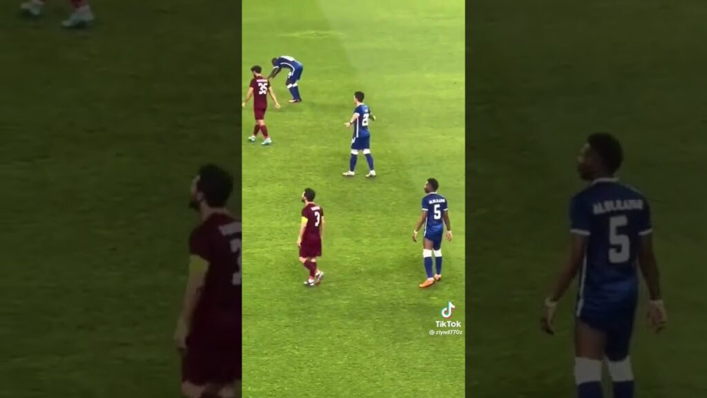 لقطة علي البليهي مع مهاجم فولاذ