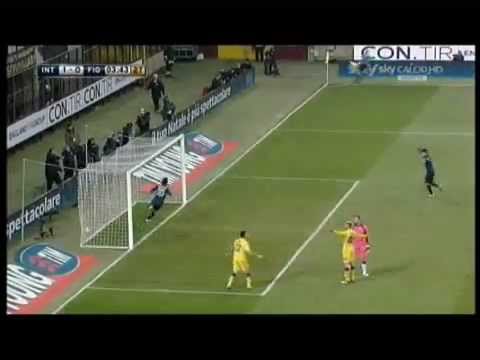 Yuto Nagatomo Goal | Inter vs Fiorentina (10/12/2011)