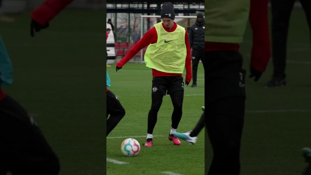 Dani Olmo is back on the pitch 😍 Dani Olmo is back on the pitch 😍