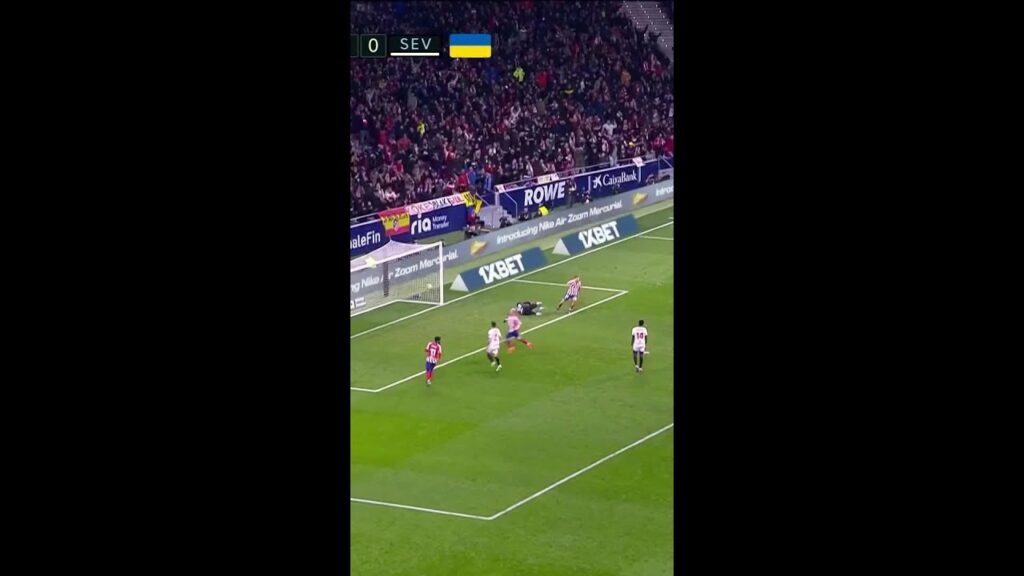 Memphis Depay knallt den in den Winkel 🔥 | DAZN