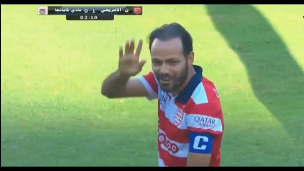 الهدف الأول لنادي الإفريقي عن طريق زهير الذاودي من مخالفة مباشرة