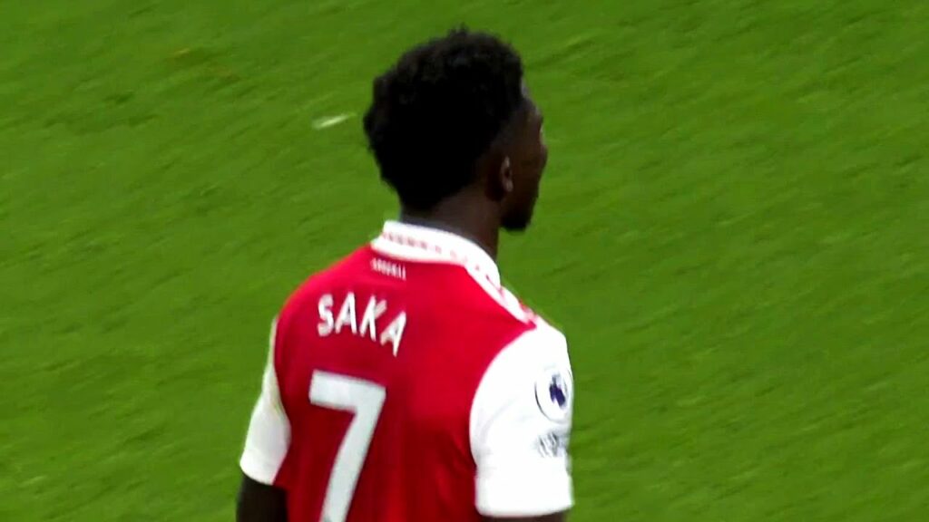 'You deserve more Arsenal fans' - Bukayo Saka