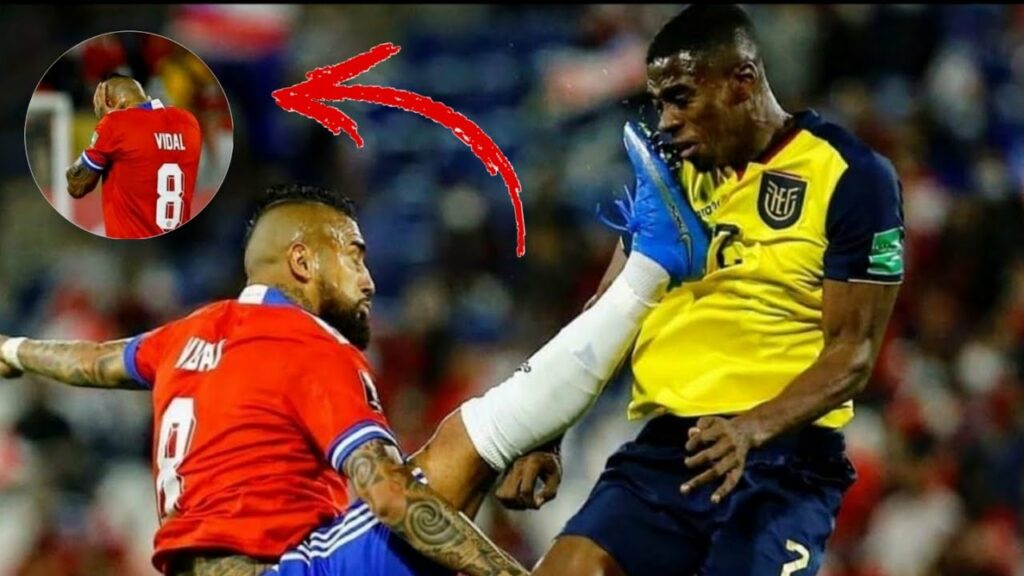 ¡ TERRIBLE PATADA DE ARTURO VIDAL A FÉLIX TORRES || EL CHILENO EL GRAN VILLANO DEL PARTIDO !