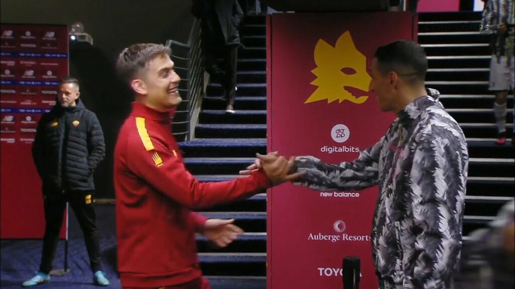 Paulo Dybala reunites with his old Juve friends in the tunnel - Vlahovic Cuadrado Di Maria