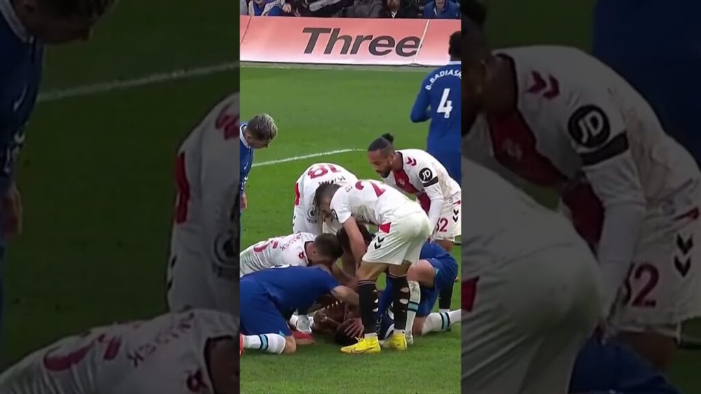 Tremenda p4tad@ en la c4ra a Azpilicueta #futbol #tendencias #viral