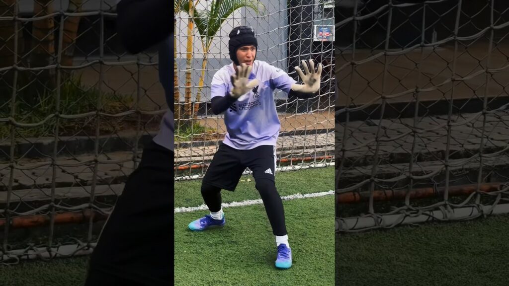 Alisson quando vê o Vinicius Jr