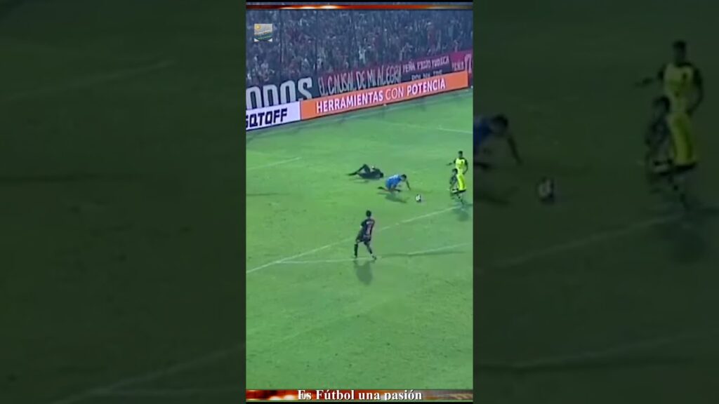 Djorkaeff Reasco y el llamativo blooper #Shorts