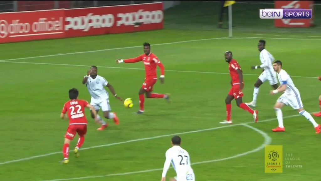 Ligue 1 Moment: Kwon Chang-hoon continued Dijon's survival bid with late winner vs Strasbourg 18/19