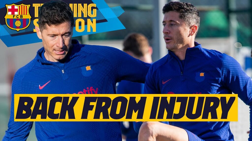 LEWANDOWSKI back with he group 💪🏻💪🏻