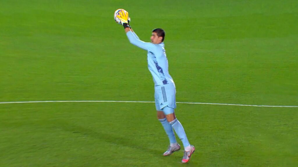 Thibaut Courtois TOP 50 Crazy Saves